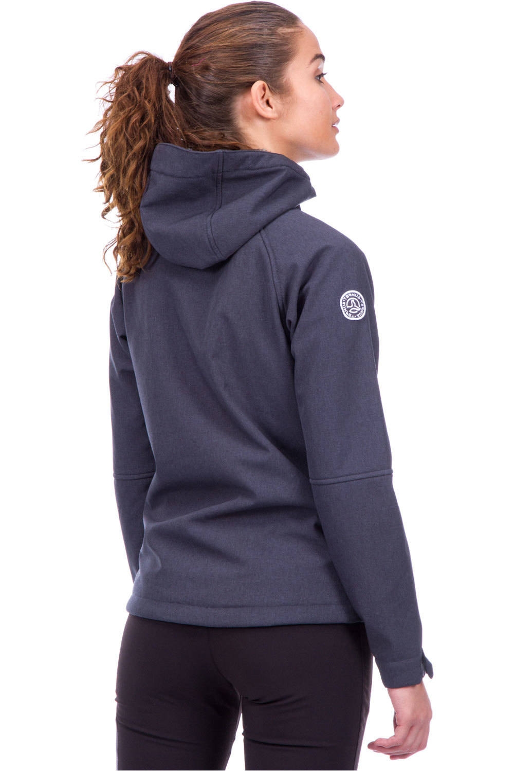 Ternua chaqueta softshell mujer Ternua CHAQUETA MABEL SOFTSHELL JKT W vista trasera Ternua chaqueta softshell mujer Ternua CHAQUETA MABEL SOFTSHELL JKT W vista trasera