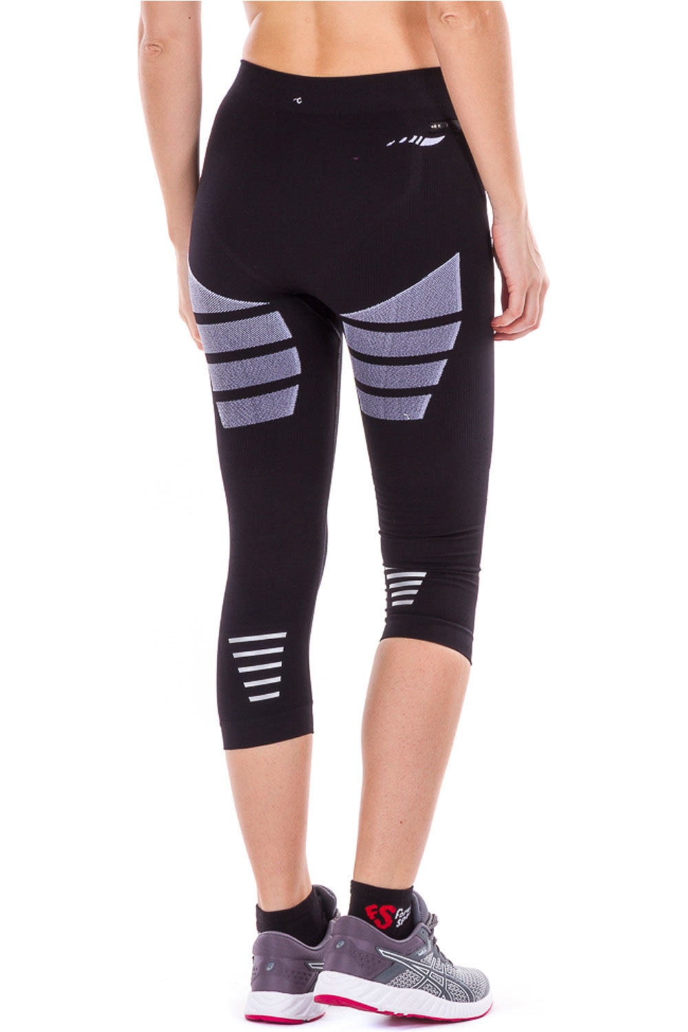 Sportlast malla pirata running mujer Sportlast COMPRESSION CAPRI TIGHT W vista trasera Sportlast malla pirata running mujer Sportlast COMPRESSION CAPRI TIGHT W vista trasera