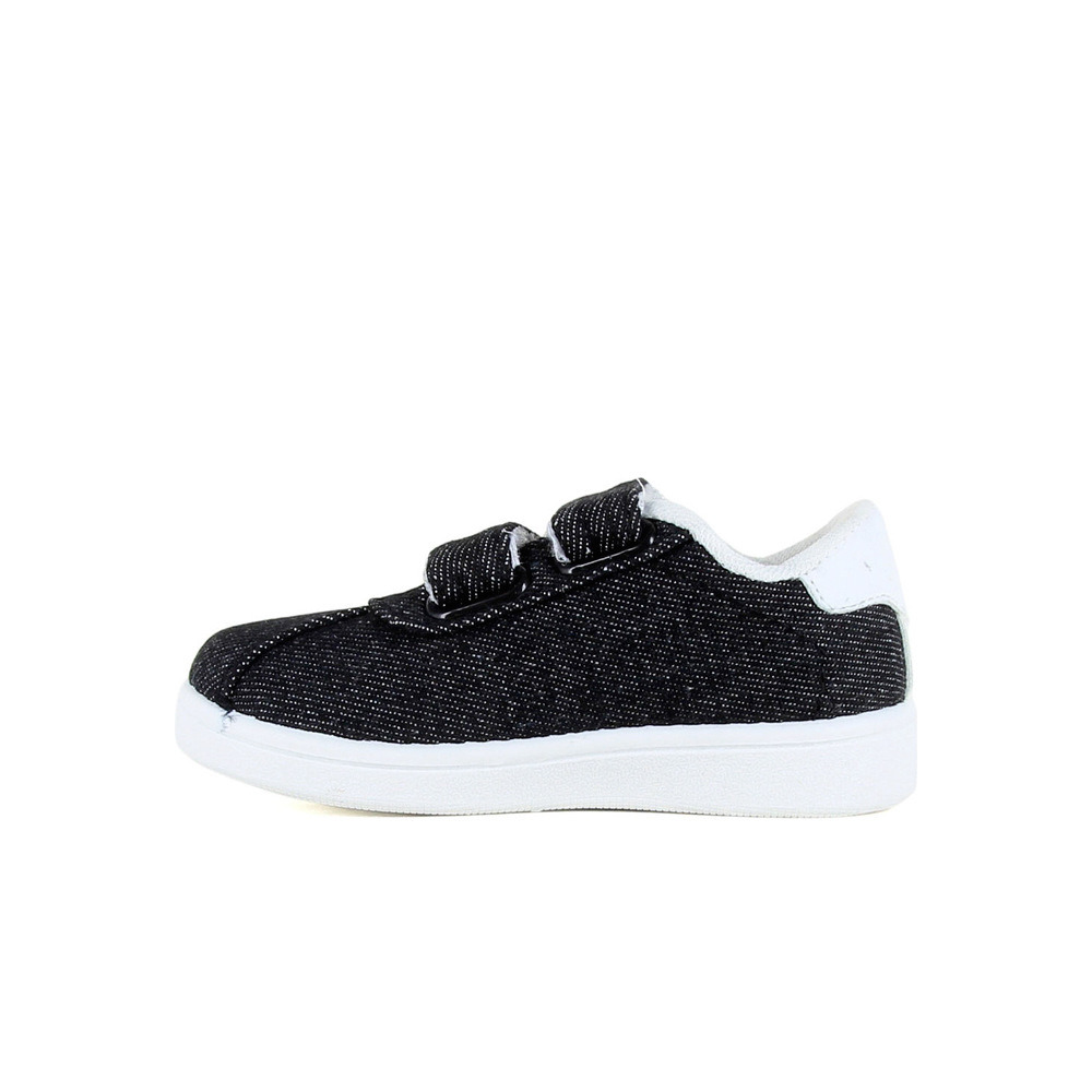 Abery zapatilla multideporte bebe QUIZZ puntera Abery zapatilla multideporte bebe QUIZZ puntera