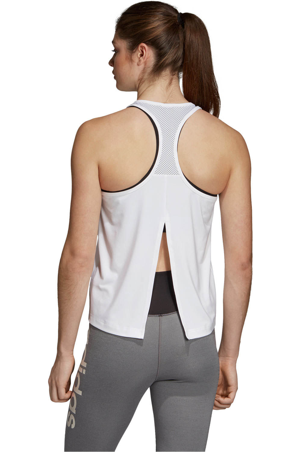 adidas camiseta tirantes mujer Adidas D2M LOGO TANK vista trasera adidas camiseta tirantes mujer Adidas D2M LOGO TANK vista trasera