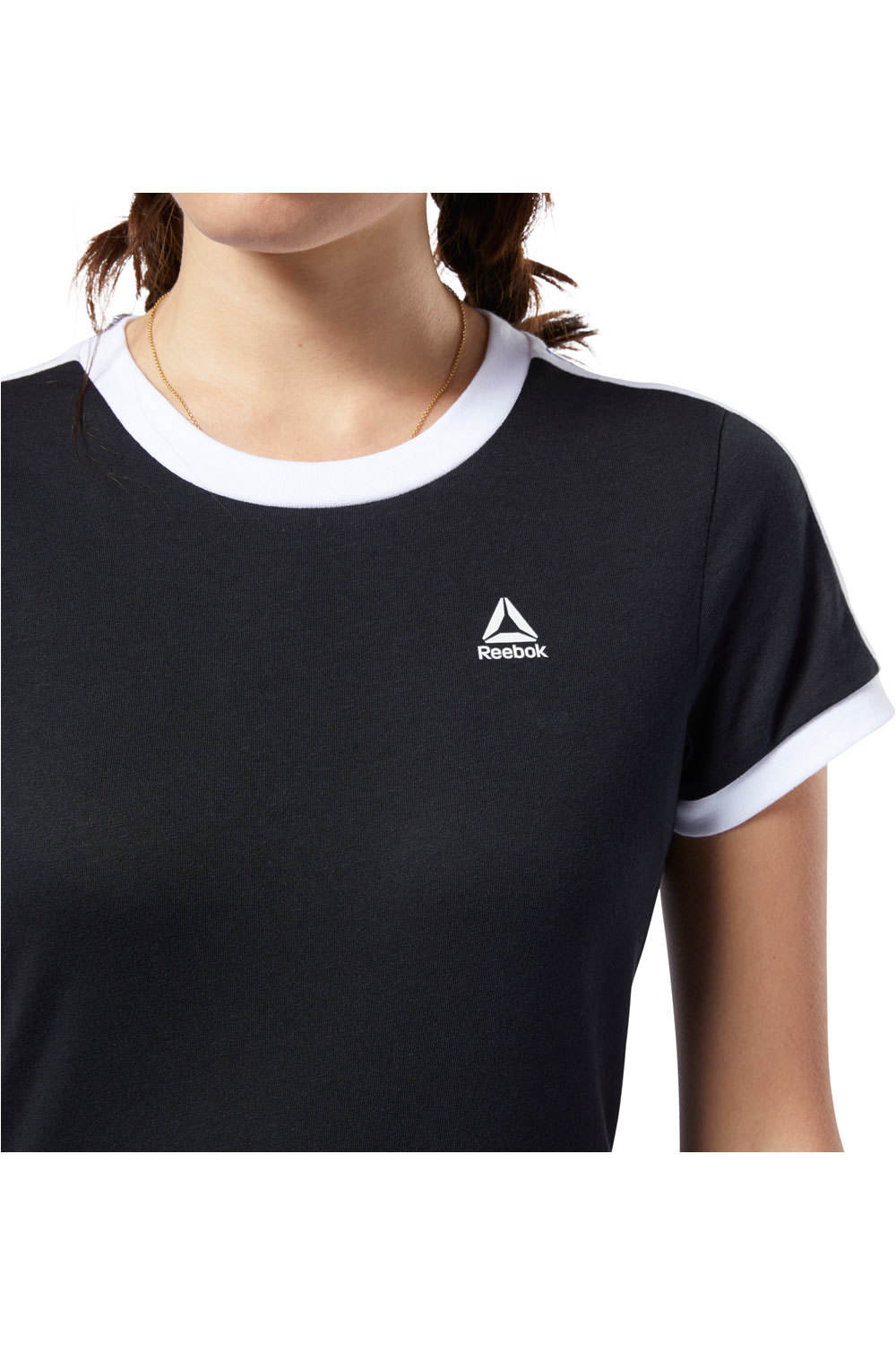 Reebok camiseta manga corta mujer Reebok Linear Logo Tee vista detalle Reebok camiseta manga corta mujer Reebok Linear Logo Tee vista detalle