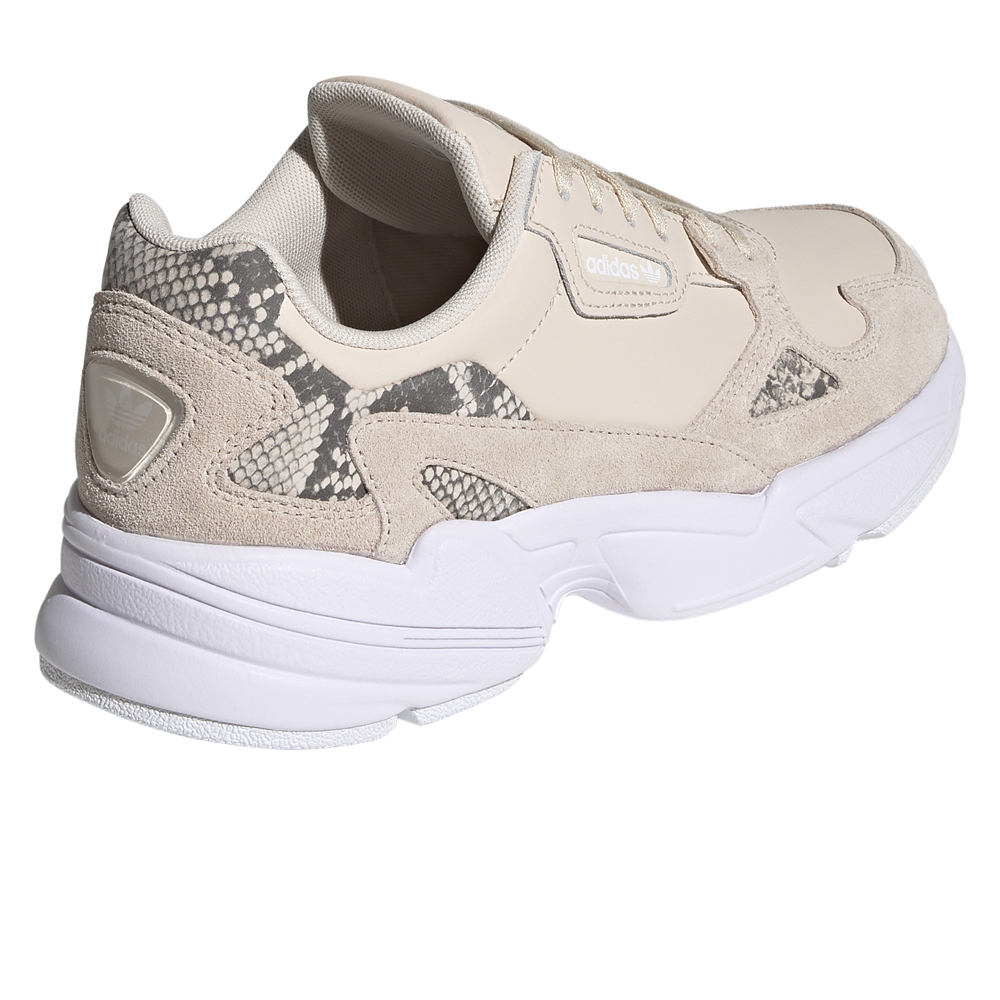 adidas zapatilla moda mujer Adidas FALCON W vista trasera adidas zapatilla moda mujer Adidas FALCON W vista trasera
