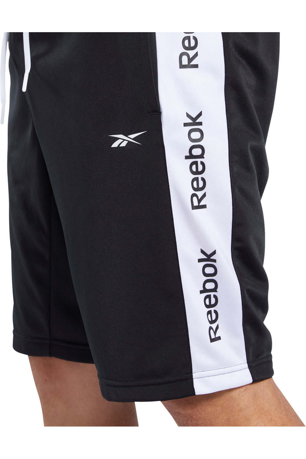 Reebok bermudas hombre Reebok TE LINEAR LOGO SHORT vista detalle Reebok bermudas hombre Reebok TE LINEAR LOGO SHORT vista detalle