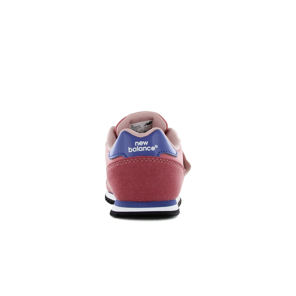 New Balance zapatilla multideporte bebe New Balance IV373 vista trasera New Balance zapatilla multideporte bebe New Balance IV373 vista trasera