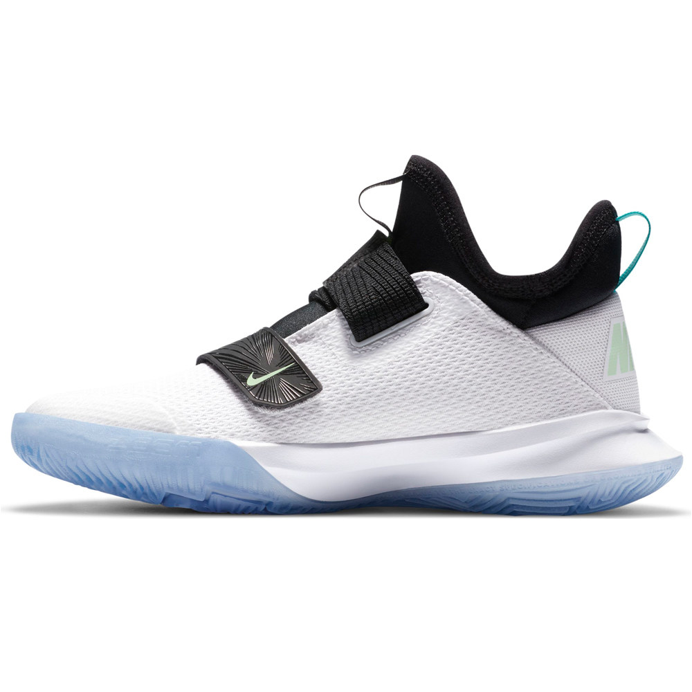 Nike zapatilla baloncesto niños Nike NIKE ZOOM FLIGHT (GS) lateral interior Nike zapatilla baloncesto niños Nike NIKE ZOOM FLIGHT (GS) lateral interior