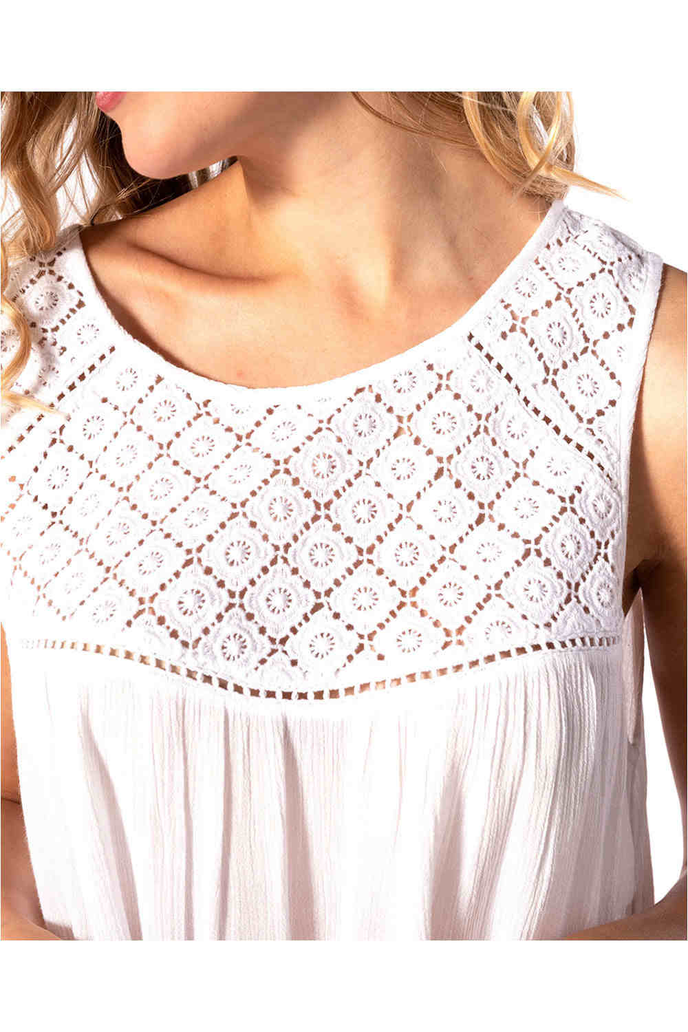Rip Curl camiseta tirantes mujer Rip Curl OASIS MUSE SINGLET SHIRT vista detalle Rip Curl camiseta tirantes mujer Rip Curl OASIS MUSE SINGLET SHIRT vista detalle