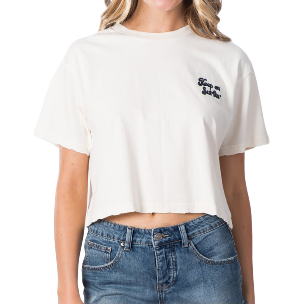 Rip Curl camiseta manga corta mujer Rip Curl KEEP ON SURFIN CROP TEE vista detalle Rip Curl camiseta manga corta mujer Rip Curl KEEP ON SURFIN CROP TEE vista detalle