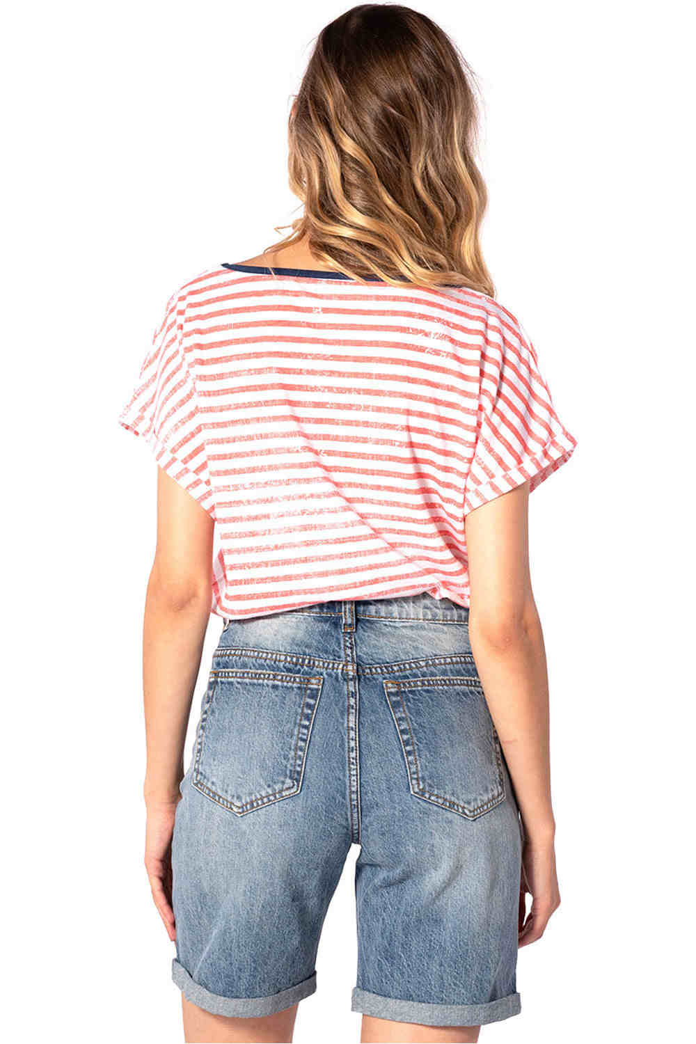 Rip Curl camiseta manga corta mujer Rip Curl LINE UP TEE vista trasera Rip Curl camiseta manga corta mujer Rip Curl LINE UP TEE vista trasera