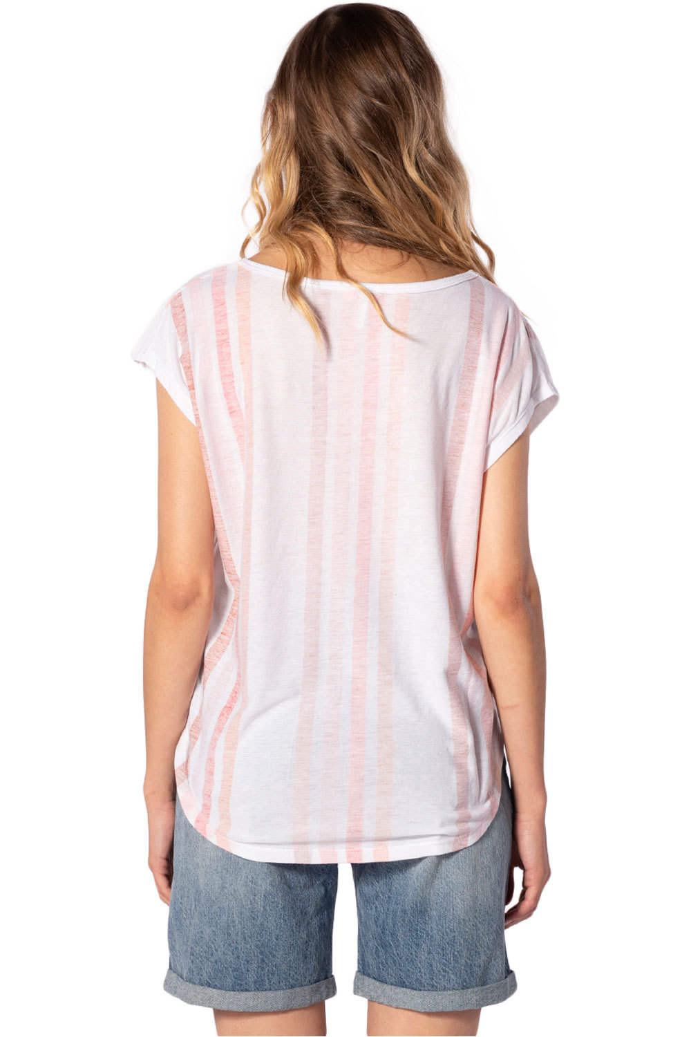 Rip Curl camiseta manga corta mujer Rip Curl VACAY TEE vista trasera Rip Curl camiseta manga corta mujer Rip Curl VACAY TEE vista trasera