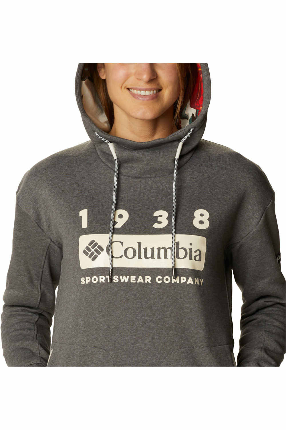 Columbia camiseta montaña manga larga mujer Columbia Columbia Lodge  Hoodie vista detalle Columbia camiseta montaña manga larga mujer Columbia Columbia Lodge  Hoodie vista detalle