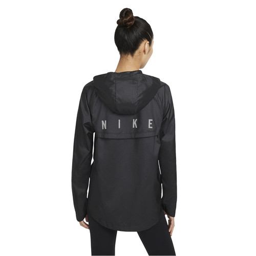 NIKE W NK RUN DVN ESSNTL JACKET negro