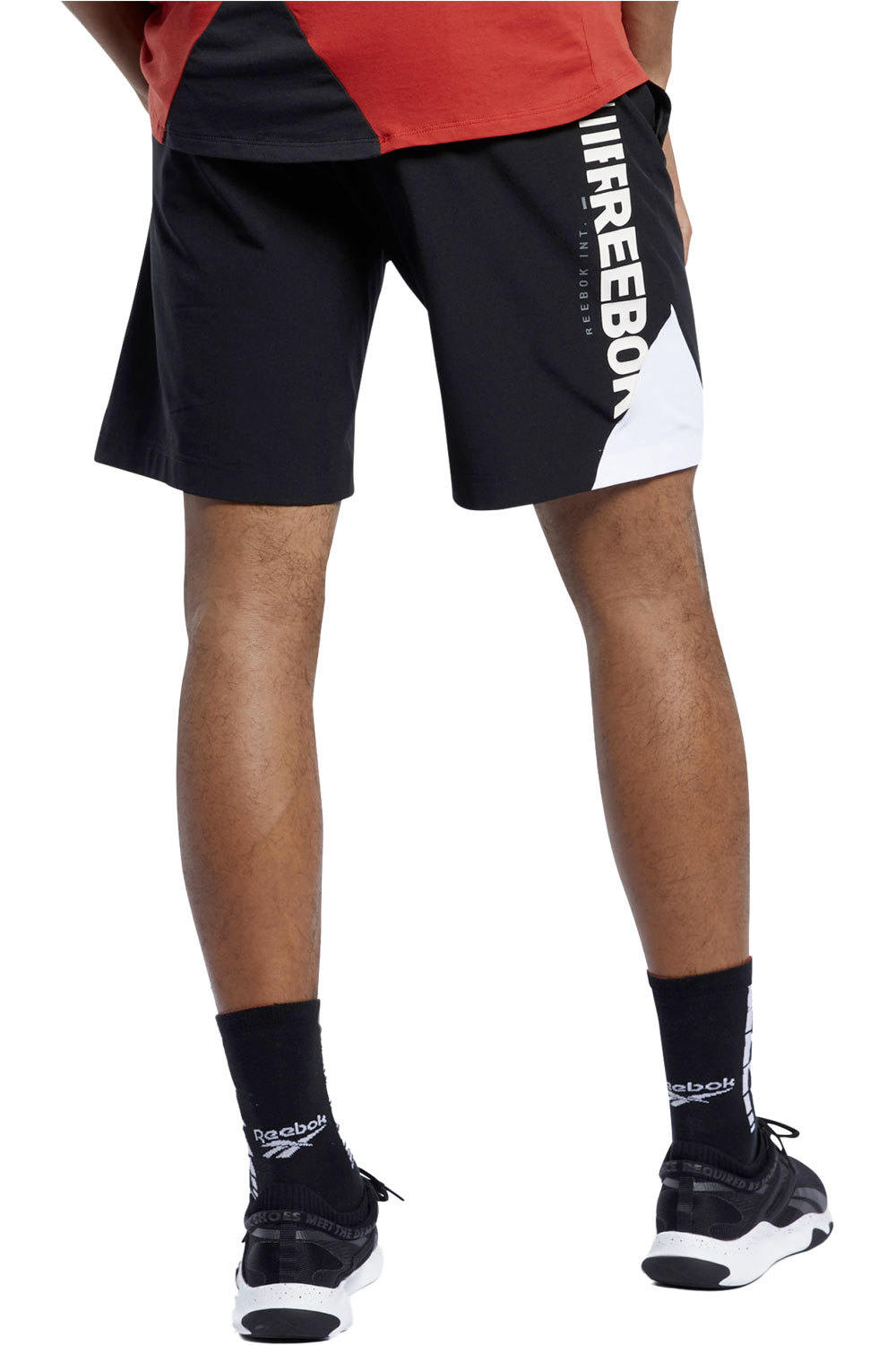 Reebok pantalón corto fitness hombre Reebok TS Archive Evo Short Q2 vista trasera Reebok pantalón corto fitness hombre Reebok TS Archive Evo Short Q2 vista trasera