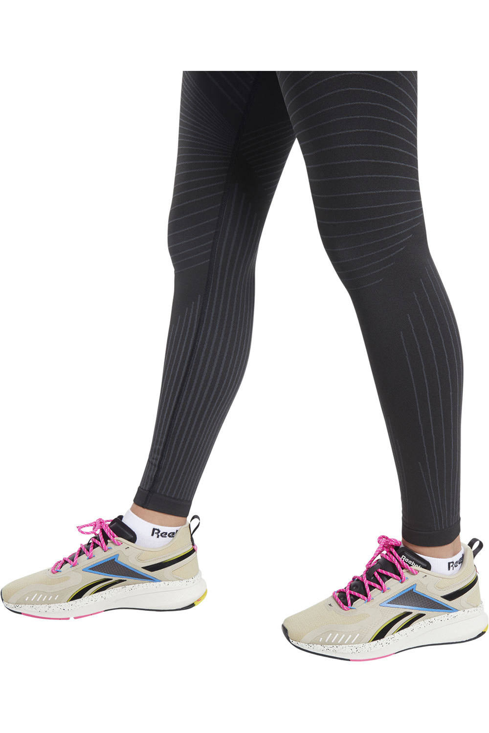 Reebok pantalones y mallas largas fitness mujer Reebok TS THERMOWARM SMLS TIGHT vista detalle Reebok pantalones y mallas largas fitness mujer Reebok TS THERMOWARM SMLS TIGHT vista detalle
