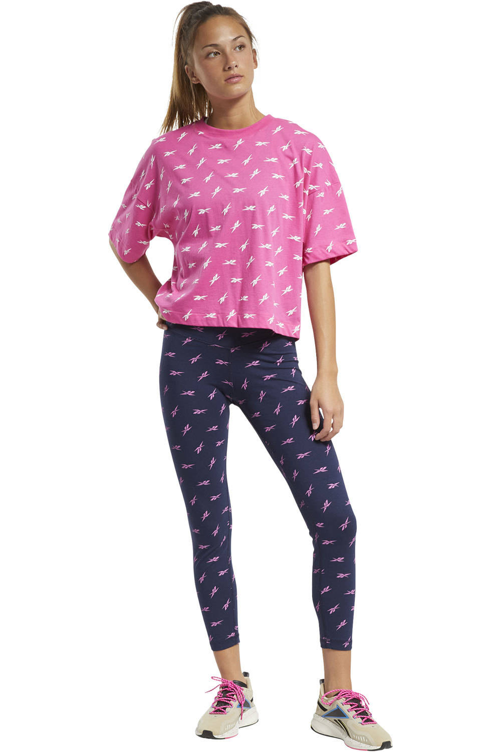 Reebok camisetas fitness mujer Reebok TE AOP Vector Tee 03 Reebok camisetas fitness mujer Reebok TE AOP Vector Tee 03