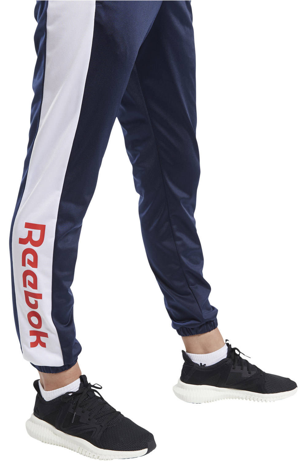 Reebok chándal mujer Reebok Linear Logo Hoodie TS 04 Reebok chándal mujer Reebok Linear Logo Hoodie TS 04