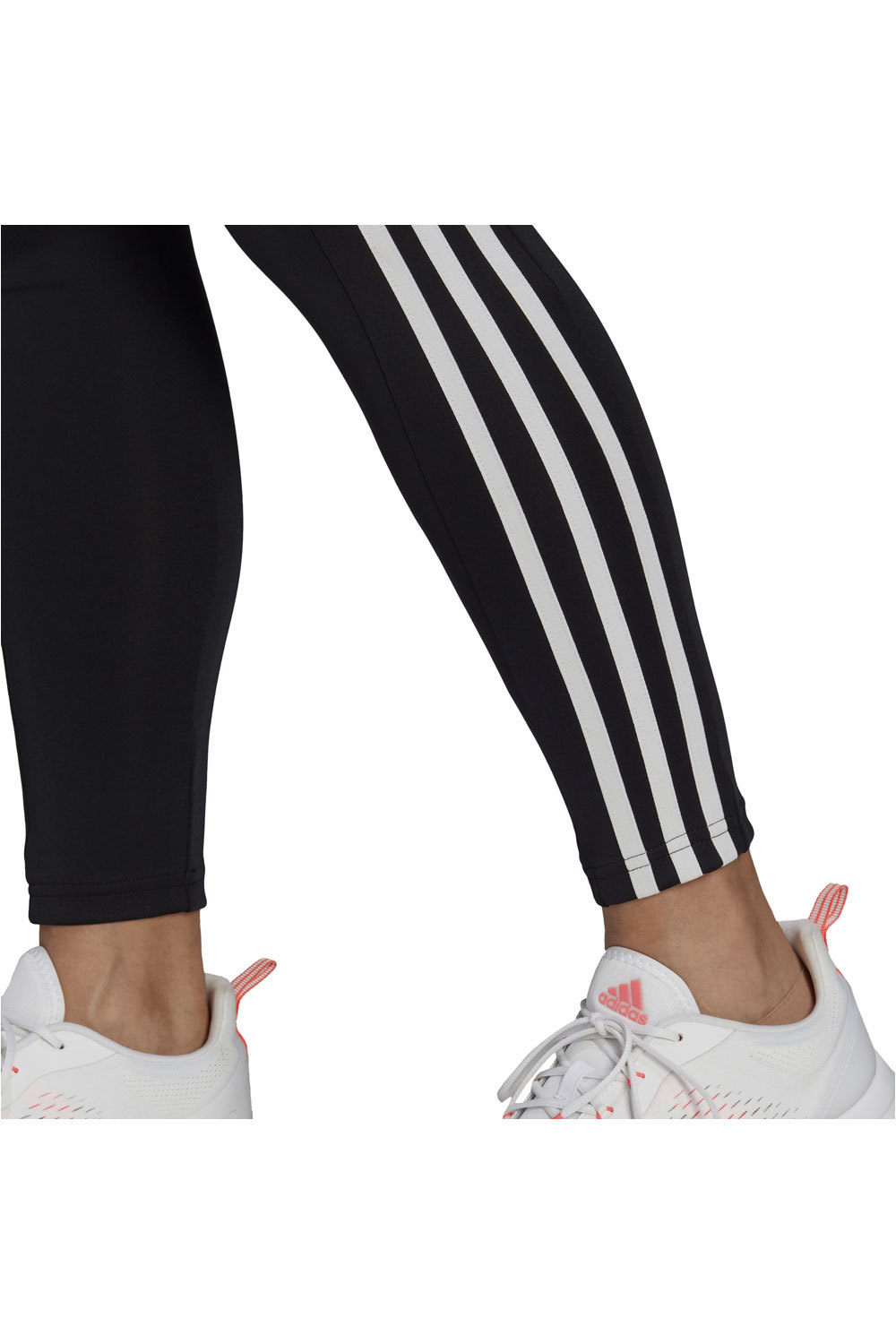 adidas pantalones y mallas largas fitness mujer 7/8 Designed To Move High-Rise Sport 3 bandas 03 adidas pantalones y mallas largas fitness mujer 7/8 Designed To Move High-Rise Sport 3 bandas 03