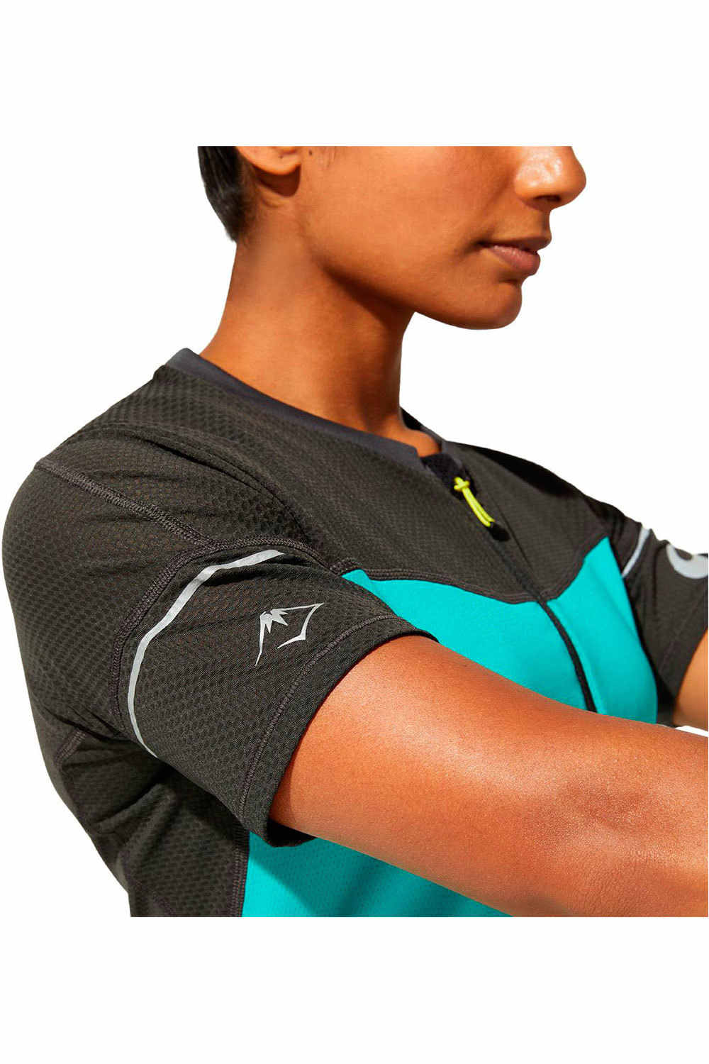 Asics camiseta entrenamiento manga corta mujer Asics FUJITRAIL TOP 04 Asics camiseta entrenamiento manga corta mujer Asics FUJITRAIL TOP 04