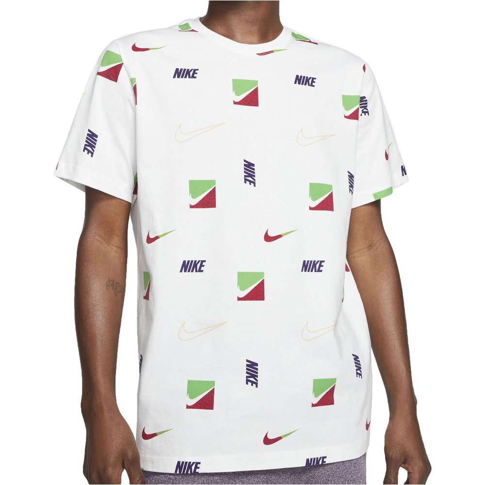 Nike camiseta manga corta hombre Nike M NSW TEE BRANDRIFF AOP vista detalle Nike camiseta manga corta hombre Nike M NSW TEE BRANDRIFF AOP vista detalle