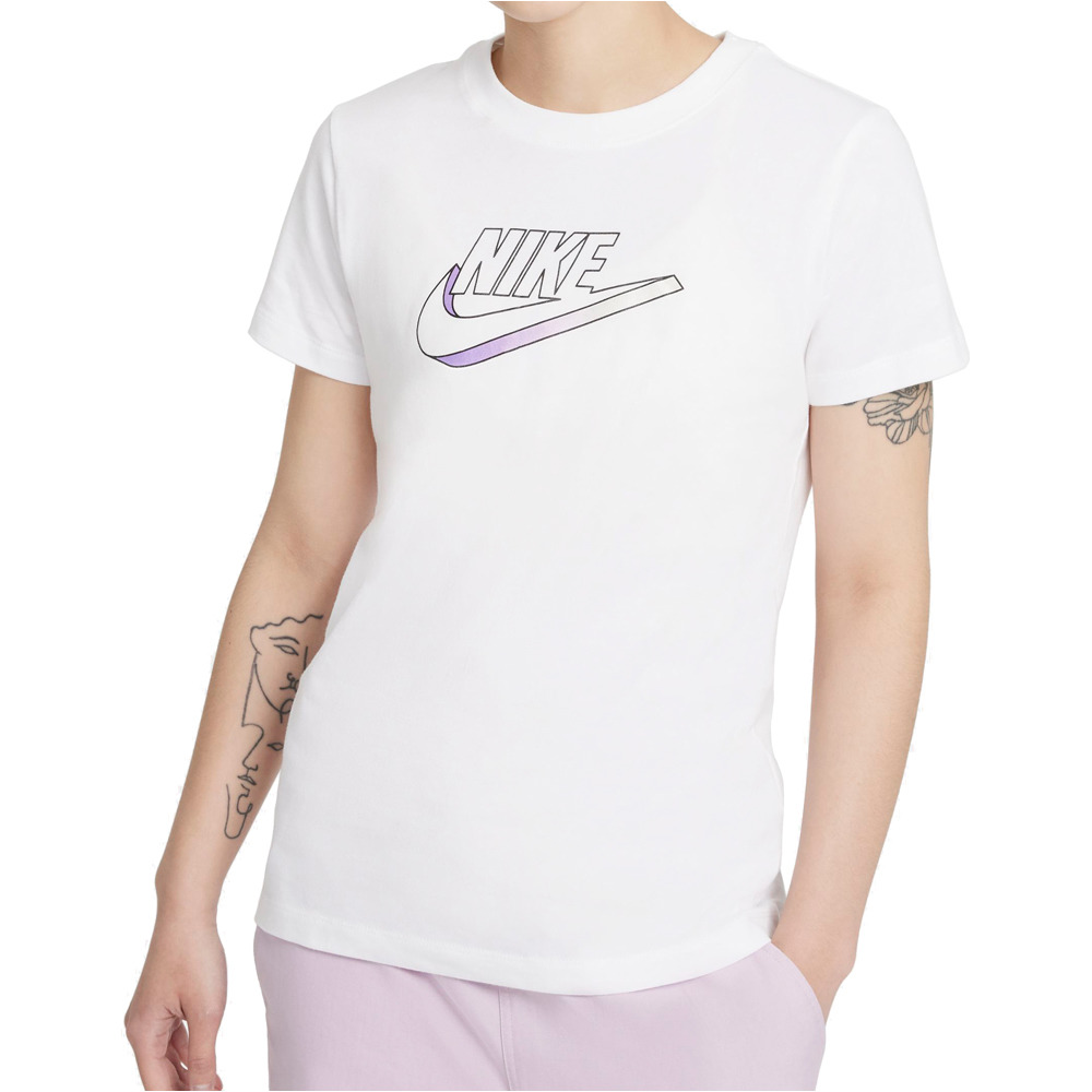 Nike camiseta manga corta mujer Nike W NSW TEE FUTURA vista detalle Nike camiseta manga corta mujer Nike W NSW TEE FUTURA vista detalle