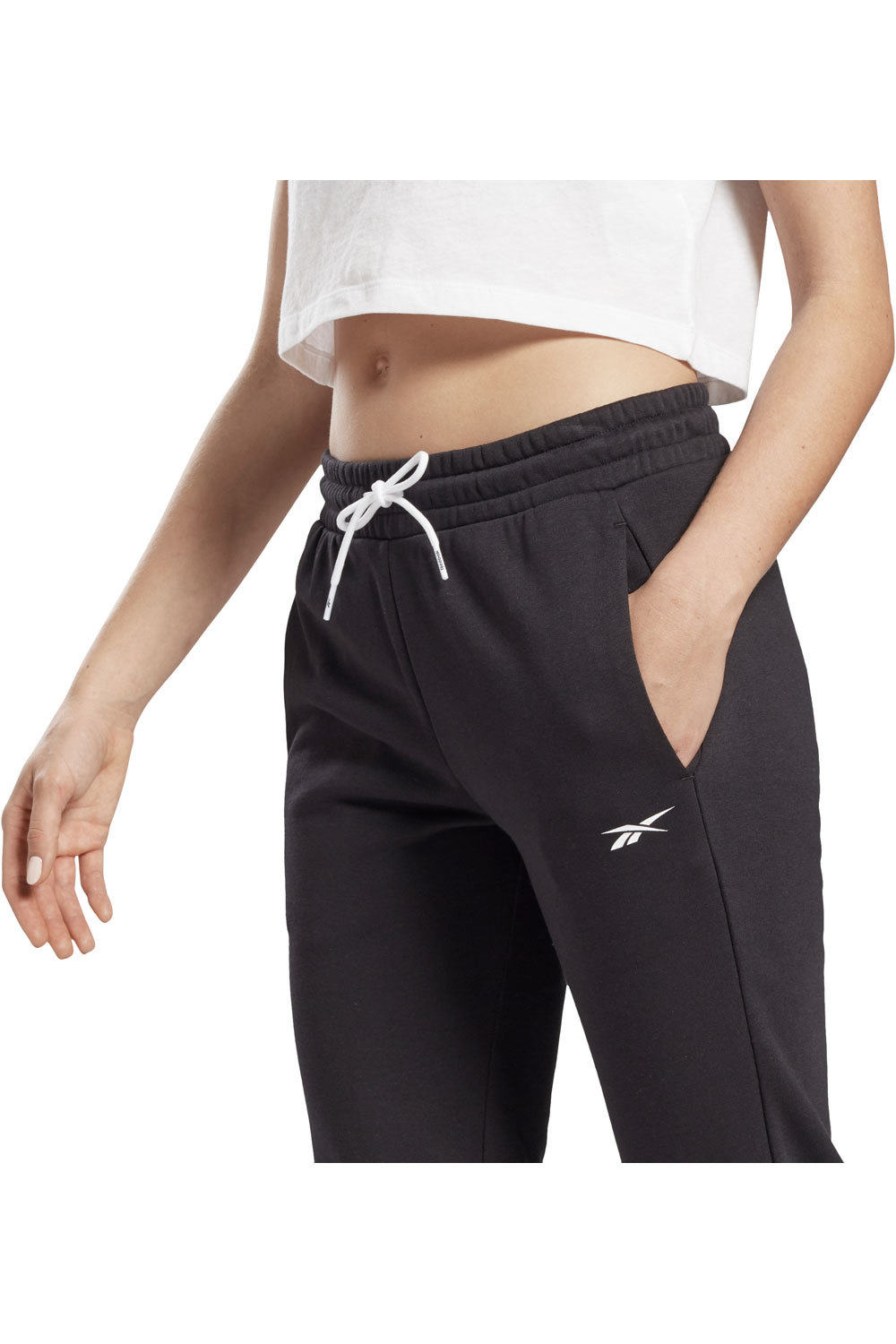 Reebok pantalones y mallas largas fitness mujer Reebok TE Linear Logo FT Pant vista detalle Reebok pantalones y mallas largas fitness mujer Reebok TE Linear Logo FT Pant vista detalle