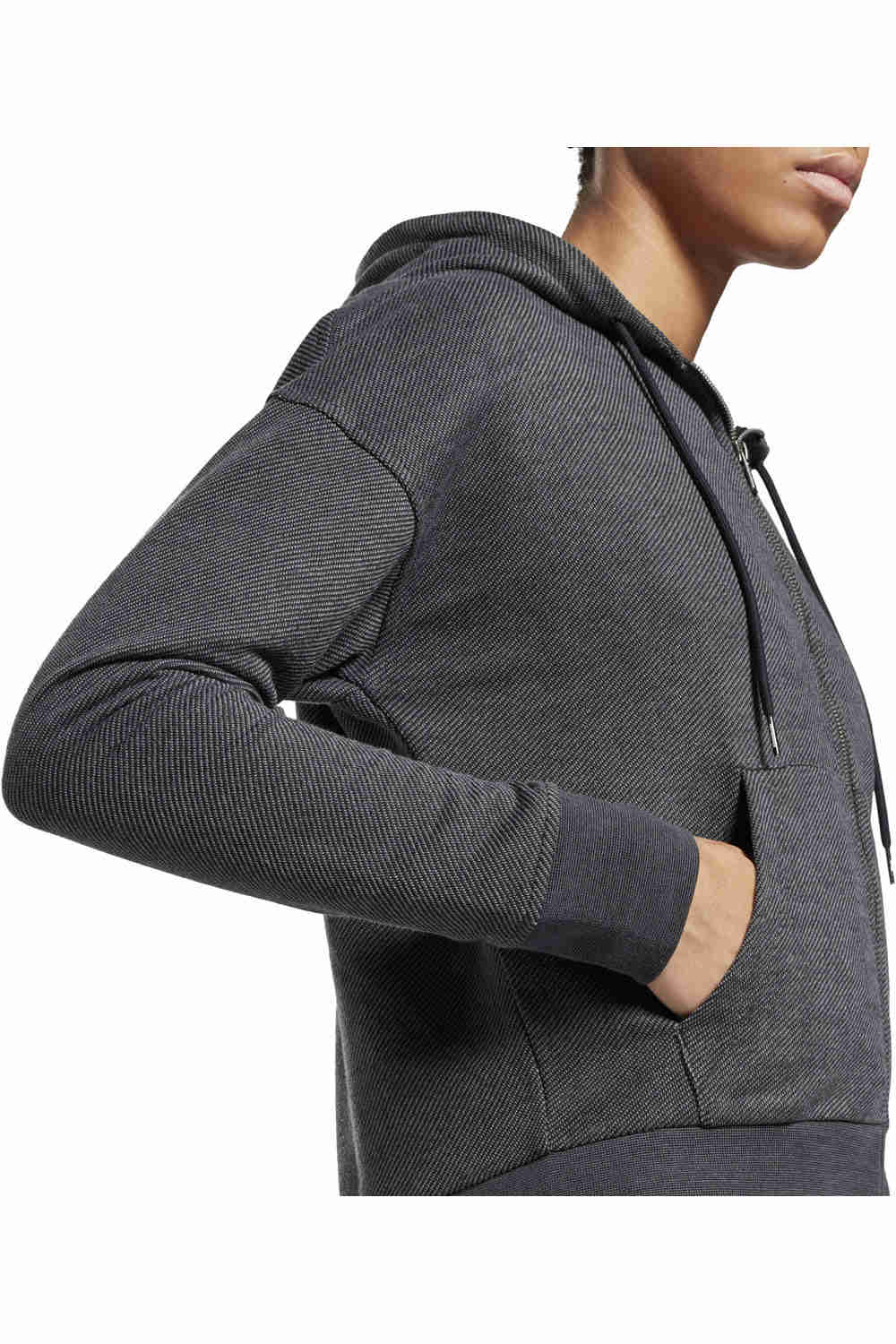 Reebok sudaderas deportivas mujer Reebok TE Textured Logo FullZip vista detalle Reebok sudaderas deportivas mujer Reebok TE Textured Logo FullZip vista detalle
