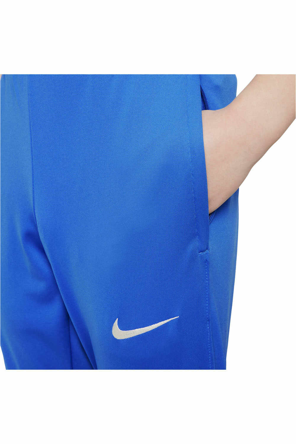 Nike chandal fútbol de equipos oficiales niño Nike BARCELONA 22 Y NK DRY STRKE TRK SUIT K 08 Nike chandal fútbol de equipos oficiales niño Nike BARCELONA 22 Y NK DRY STRKE TRK SUIT K 08