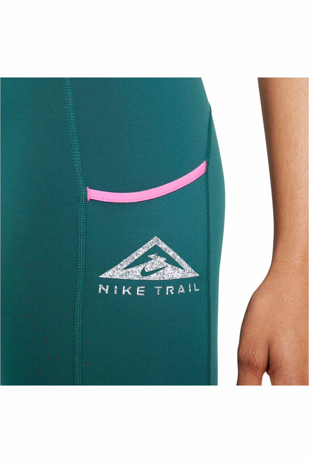 Nike mallas trail running cortas mujer Nike W NK EPC LUX TGHT SHORT TRAIL AZ vista frontal Nike mallas trail running cortas mujer Nike W NK EPC LUX TGHT SHORT TRAIL AZ vista frontal