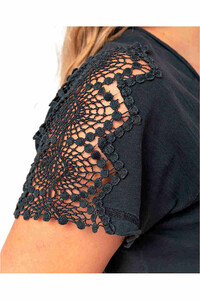 Rip Curl camiseta manga corta mujer Rip Curl LOVELY TEE V NECK vista detalle Rip Curl camiseta manga corta mujer Rip Curl LOVELY TEE V NECK vista detalle