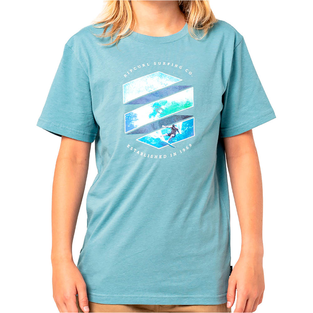 Rip Curl camiseta manga corta niño Rip Curl ACTION SHOT SS TEE vista detalle Rip Curl camiseta manga corta niño Rip Curl ACTION SHOT SS TEE vista detalle