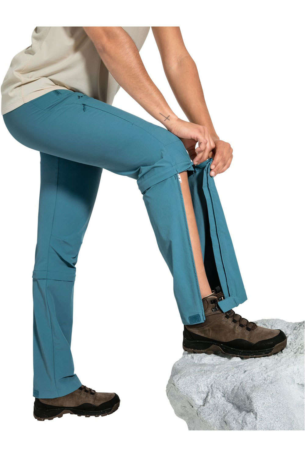Vaude pantalón montaña mujer Vaude Womens Farley Stretch Capri T-Zip II vista detalle Vaude pantalón montaña mujer Vaude Womens Farley Stretch Capri T-Zip II vista detalle