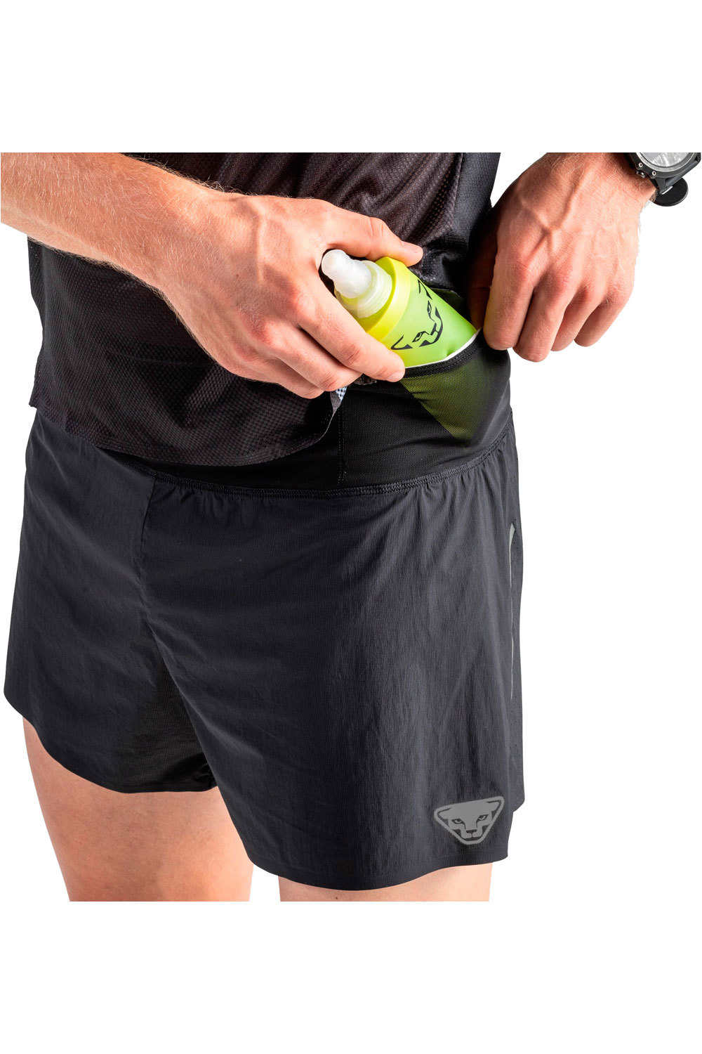 Dynafit pantalón running hombre Dynafit DNA M 2/1 SPLIT SHORTS vista detalle Dynafit pantalón running hombre Dynafit DNA M 2/1 SPLIT SHORTS vista detalle