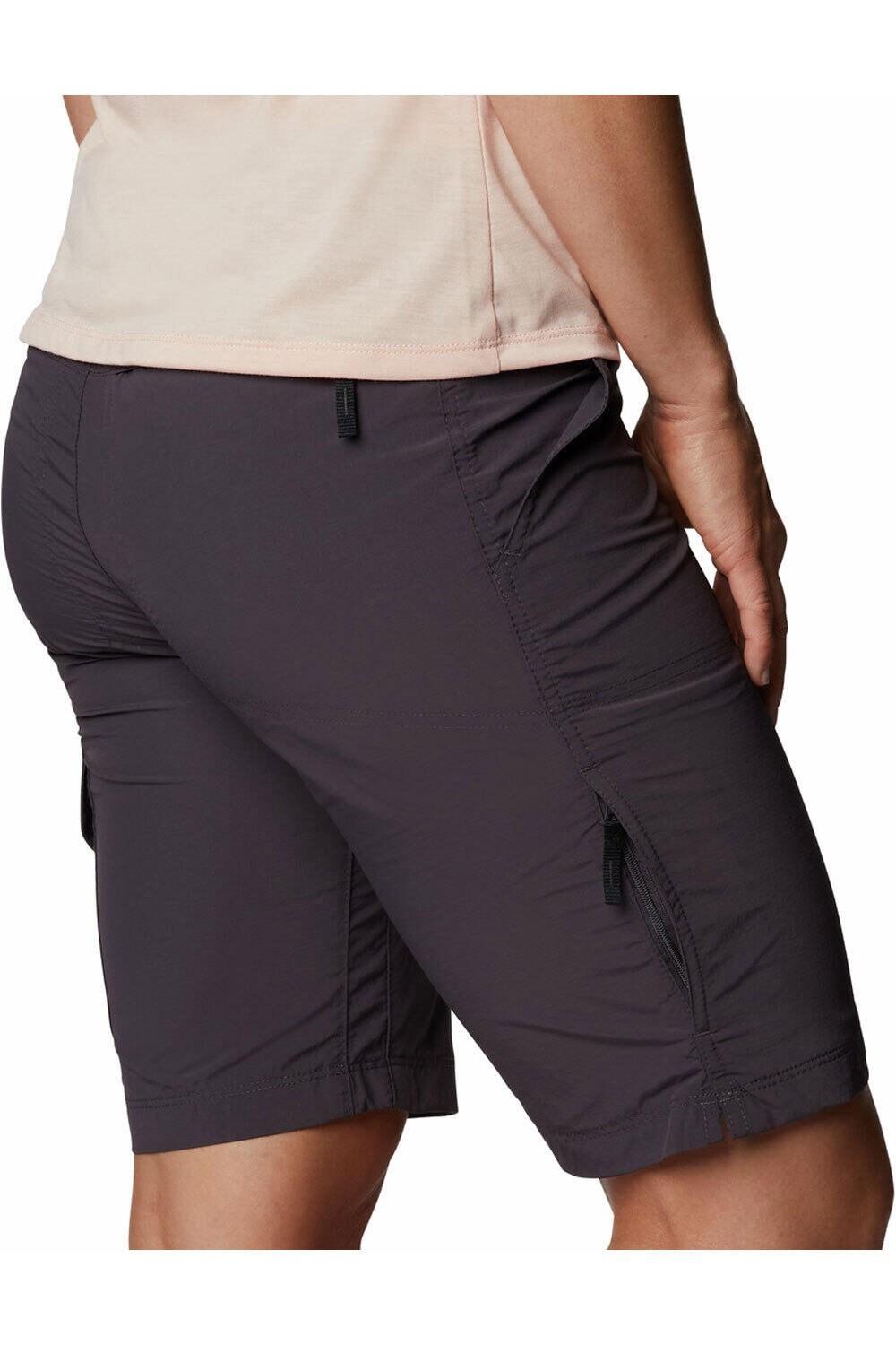 Columbia pantalón corto montaña mujer Columbia Silver Ridge 2.0 Cargo Short vista detalle Columbia pantalón corto montaña mujer Columbia Silver Ridge 2.0 Cargo Short vista detalle