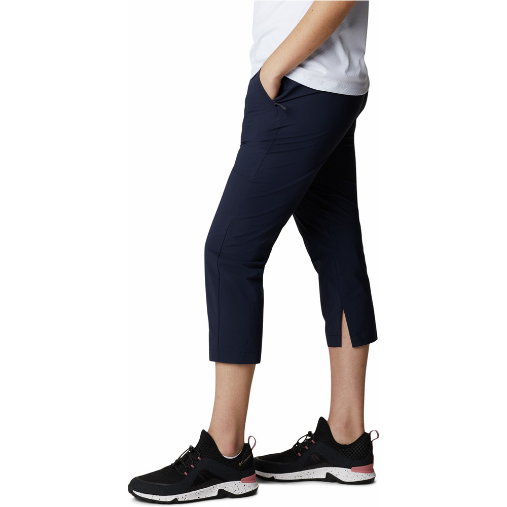 Columbia pantalón montaña mujer Muir Pass II Cropped Pant vista detalle Columbia pantalón montaña mujer Muir Pass II Cropped Pant vista detalle