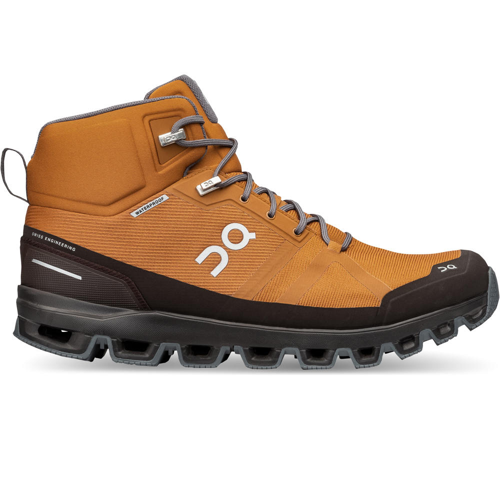 On bota trekking hombre On Cloudrock Waterproof MA lateral exterior On bota trekking hombre On Cloudrock Waterproof MA lateral exterior