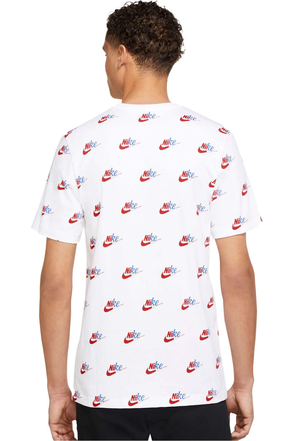 Nike camiseta manga corta hombre Nike M NSW TEE RVRSE SSNLTY AOP vista trasera Nike camiseta manga corta hombre Nike M NSW TEE RVRSE SSNLTY AOP vista trasera