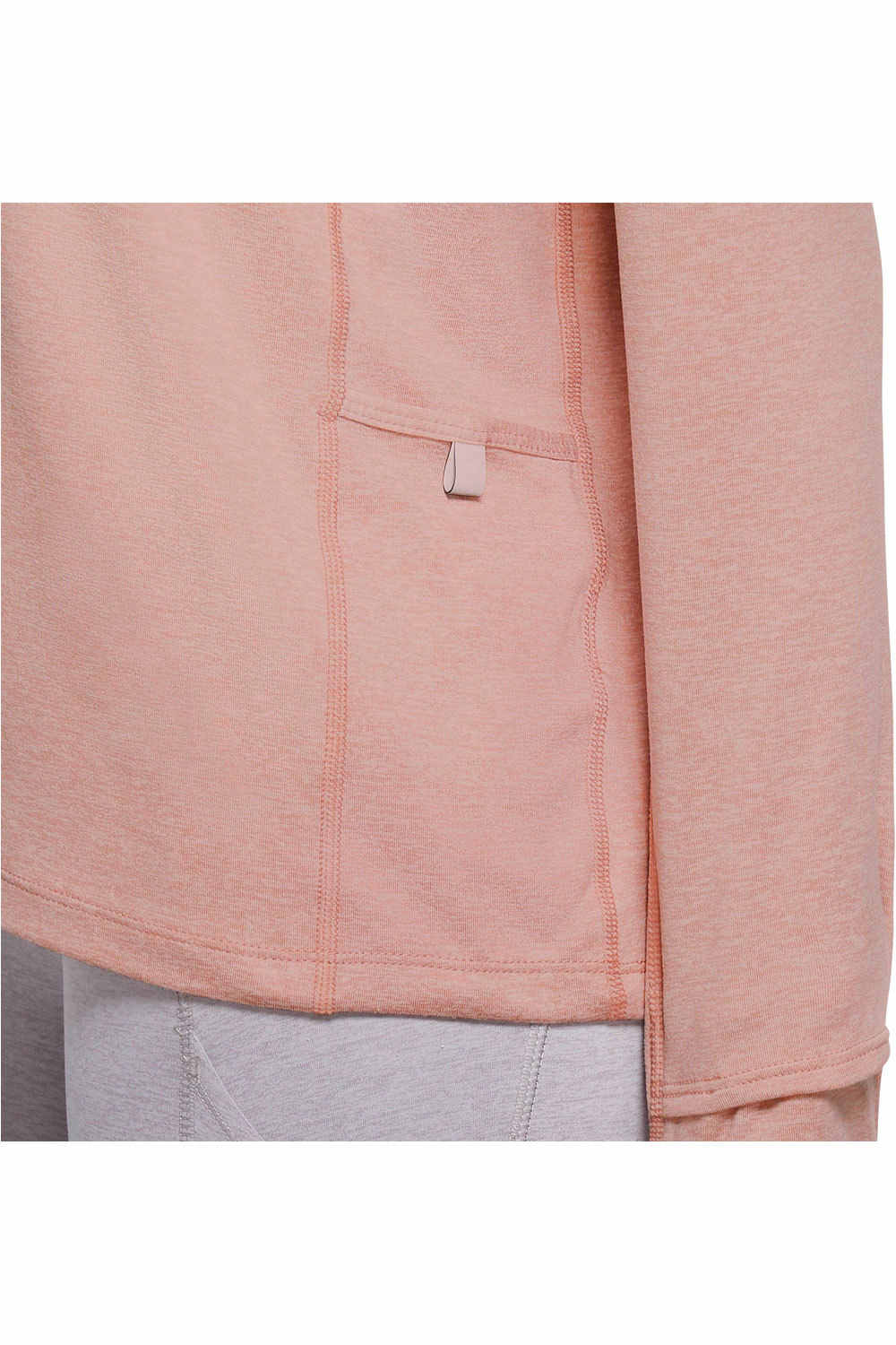 Nike camiseta técnica manga larga mujer Nike W NK DF ELEMENT TOP HZ vista detalle Nike camiseta técnica manga larga mujer Nike W NK DF ELEMENT TOP HZ vista detalle
