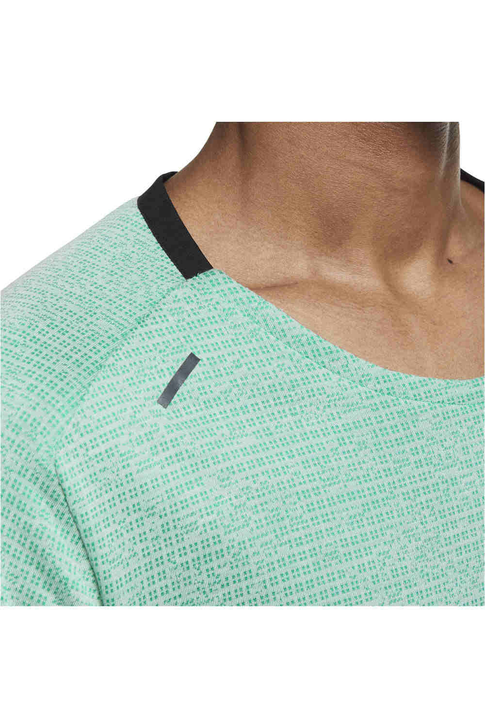 Nike camiseta técnica manga corta hombre Nike M NK DF RUN DVN PINNACLE SS vista detalle Nike camiseta técnica manga corta hombre Nike M NK DF RUN DVN PINNACLE SS vista detalle