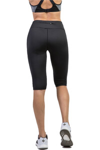 Izas malla pirata running mujer Izas AQUARIUS-3/4 vista trasera Izas malla pirata running mujer Izas AQUARIUS-3/4 vista trasera