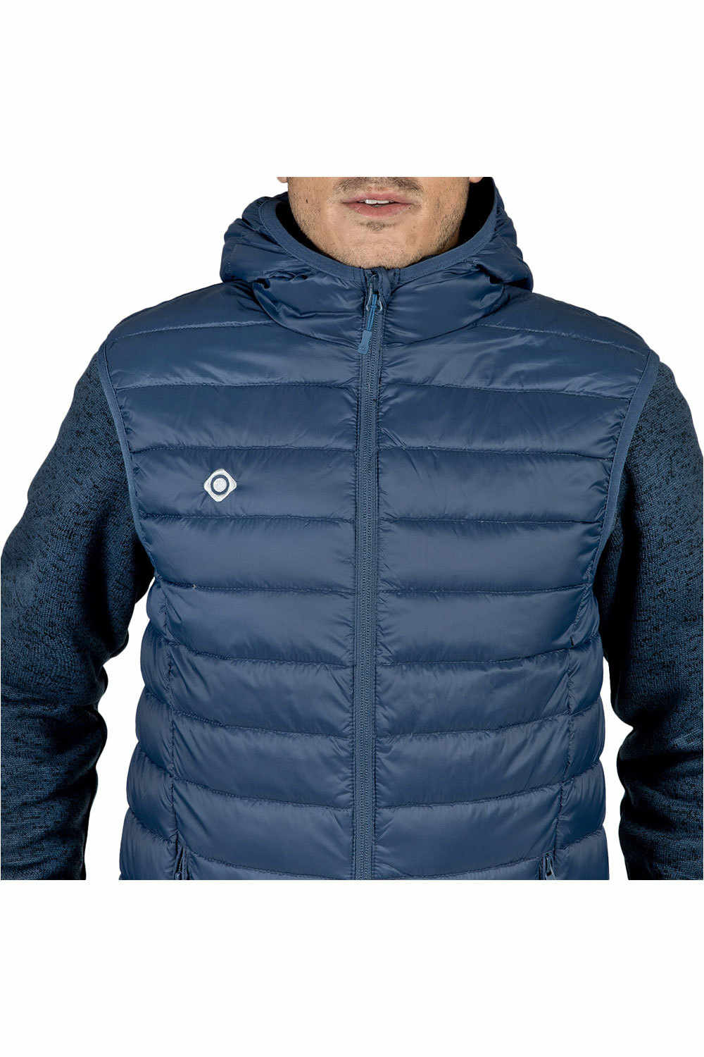 Izas chalecos hombre Izas KORAT vista detalle Izas chalecos hombre Izas KORAT vista detalle