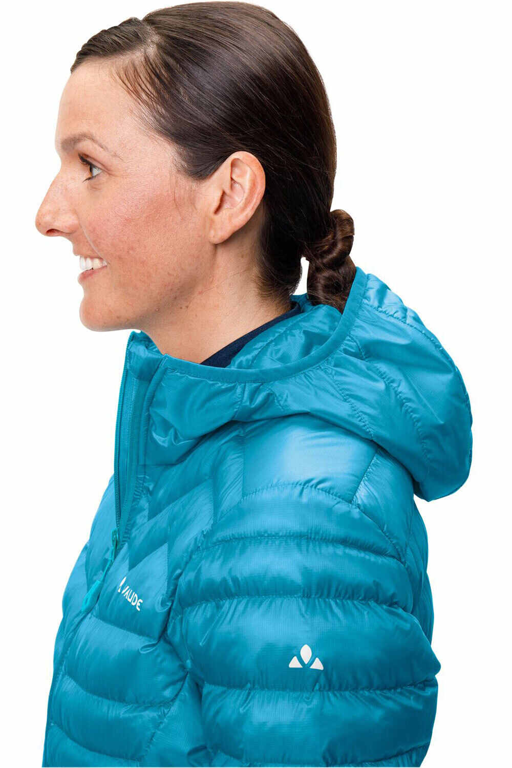 Vaude chaqueta outdoor mujer Vaude Womens Batura Hooded Insulation Jacket 03 Vaude chaqueta outdoor mujer Vaude Womens Batura Hooded Insulation Jacket 03