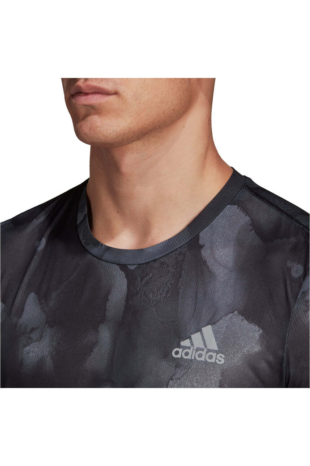 adidas camiseta técnica manga corta hombre Adidas FAST TEE GFX 04 adidas camiseta técnica manga corta hombre Adidas FAST TEE GFX 04