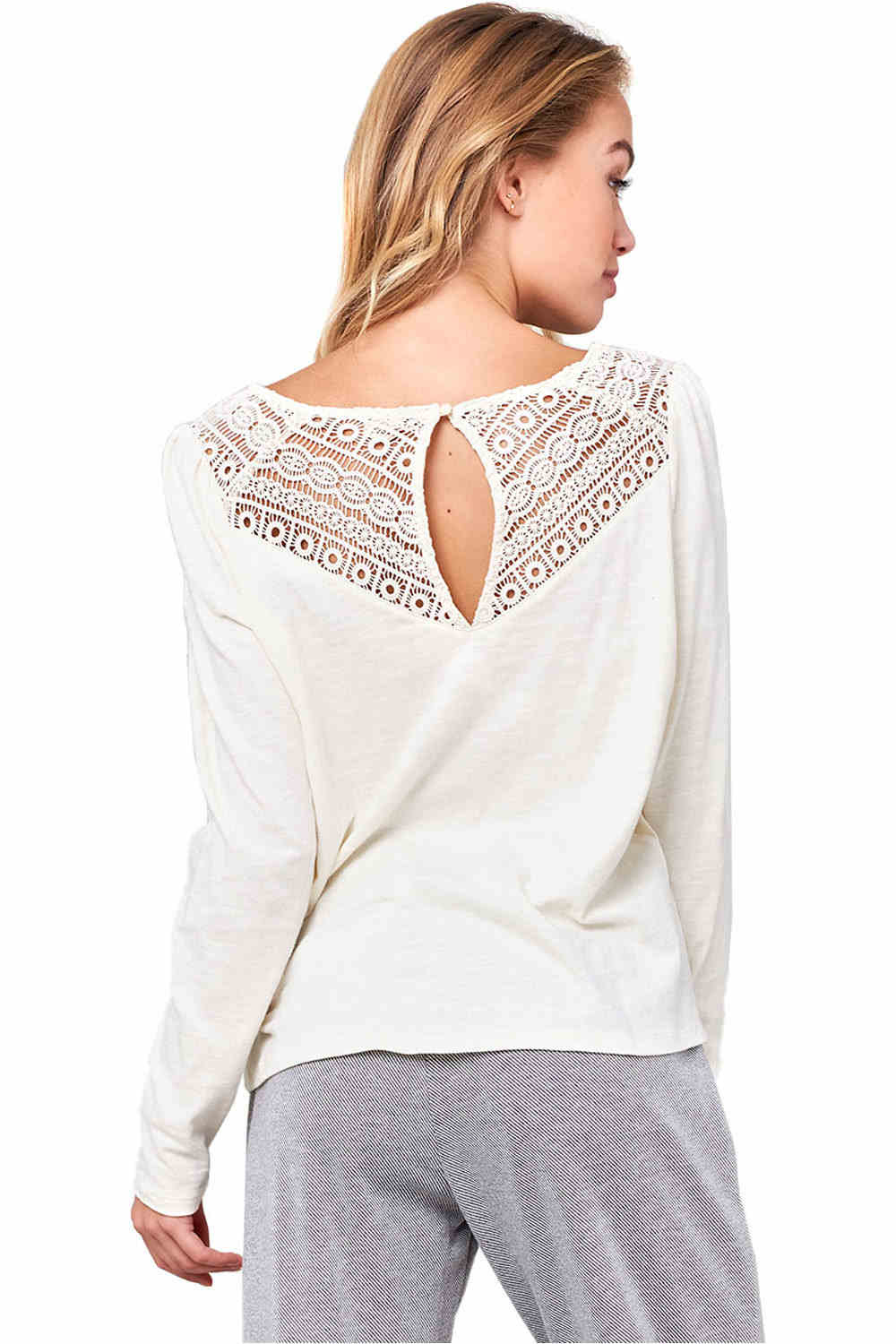 Rip Curl camiseta manga larga mujer Rip Curl NOLA LONG SLEEVE TEE vista trasera Rip Curl camiseta manga larga mujer Rip Curl NOLA LONG SLEEVE TEE vista trasera