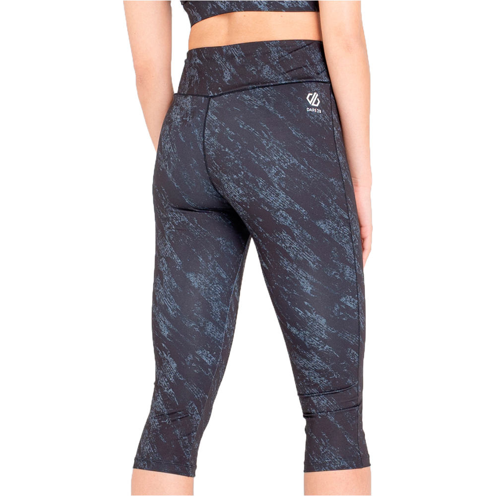 Dare2b mallas trail running largas mujer Dare2b Influential 3/4 vista trasera Dare2b mallas trail running largas mujer Dare2b Influential 3/4 vista trasera
