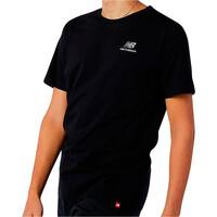 New Balance camiseta manga corta hombre New Balance NB Essentials Embriodered Tee vista frontal New Balance camiseta manga corta hombre New Balance NB Essentials Embriodered Tee vista frontal