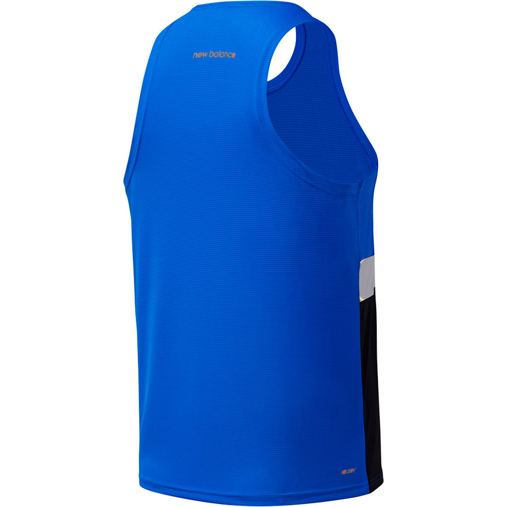 New Balance camiseta entrenamiento sin mangas hombre New Balance Striped Accelerate Singlet vista trasera New Balance camiseta entrenamiento sin mangas hombre New Balance Striped Accelerate Singlet vista trasera