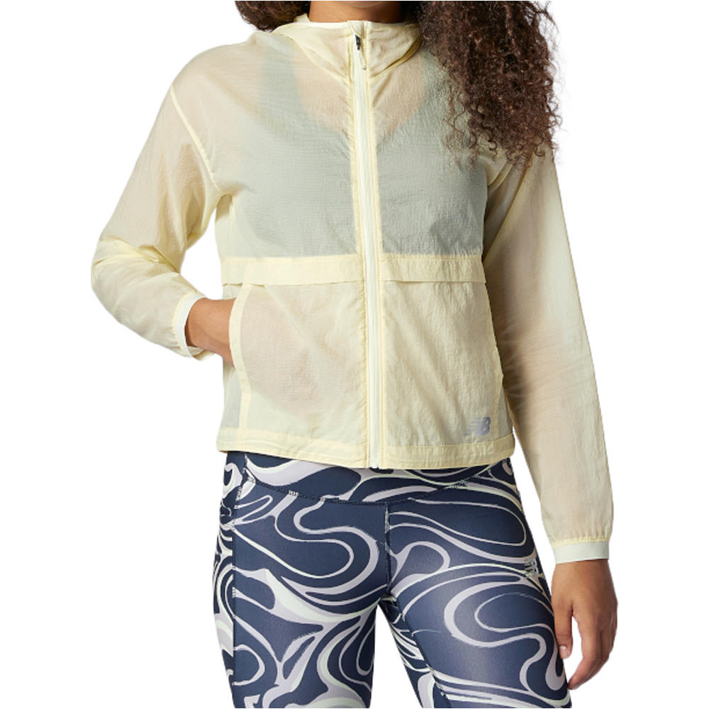 New Balance CHAQUETA RUNNING MUJER New Balance Impact Run Light Pack Jacket 04 New Balance CHAQUETA RUNNING MUJER New Balance Impact Run Light Pack Jacket 04