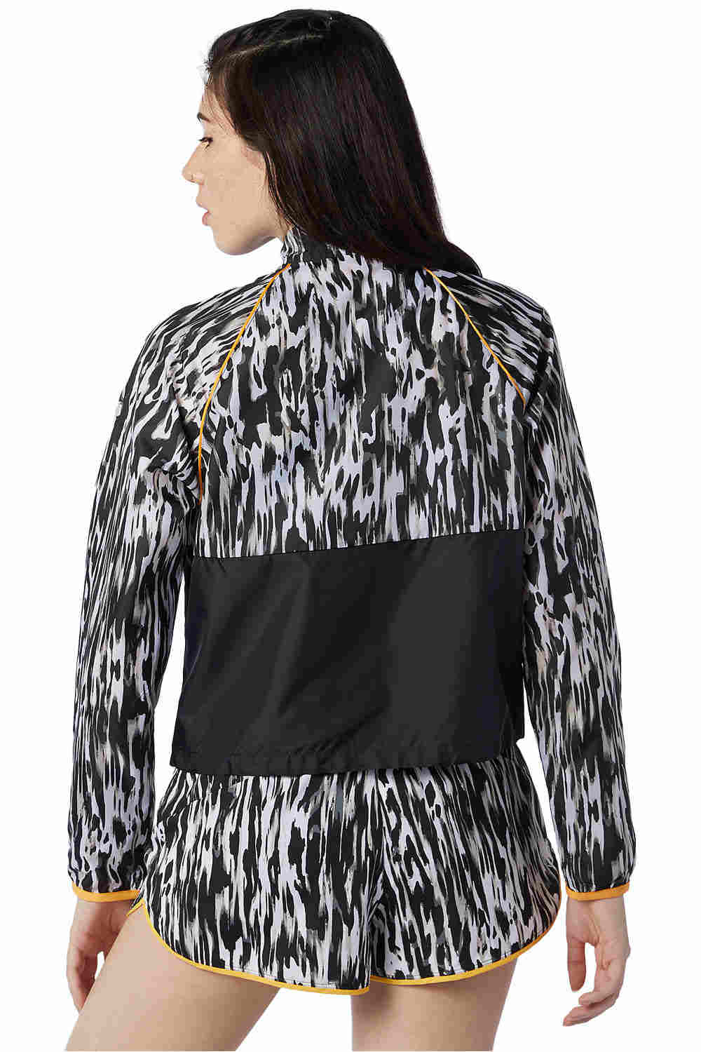 New Balance CHAQUETA RUNNING MUJER New Balance Printed Fast Flight Jacket vista trasera New Balance CHAQUETA RUNNING MUJER New Balance Printed Fast Flight Jacket vista trasera