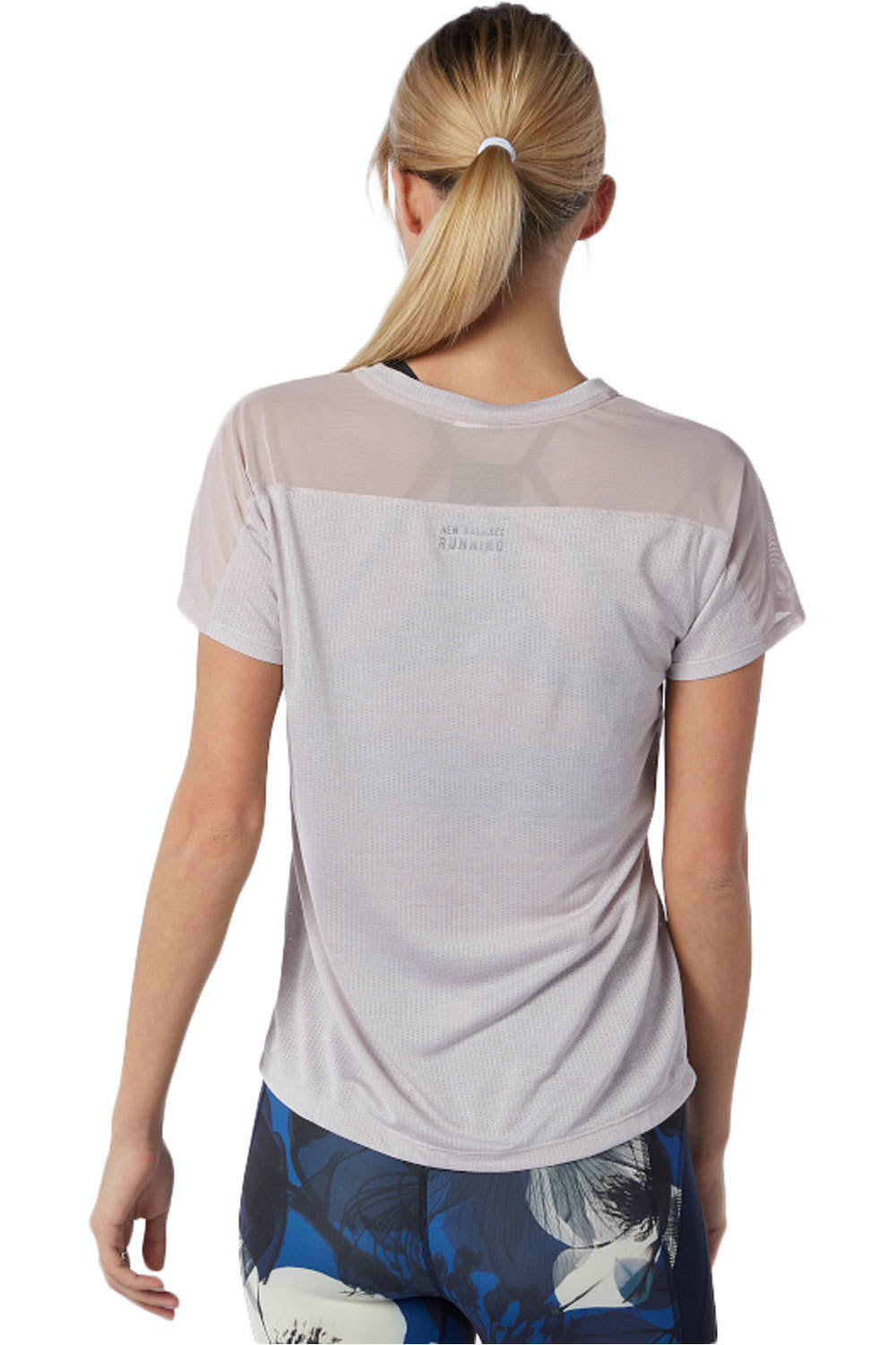 New Balance camiseta entrenamiento manga corta mujer New Balance Printed Impact Run Short Sleeve vista trasera New Balance camiseta entrenamiento manga corta mujer New Balance Printed Impact Run Short Sleeve vista trasera