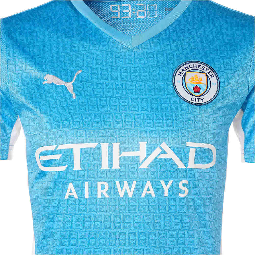 Puma camiseta de fútbol oficiales Puma M.CITY 22 HOME Shirt Replica with Sponsor Logo vista detalle Puma camiseta de fútbol oficiales Puma M.CITY 22 HOME Shirt Replica with Sponsor Logo vista detalle