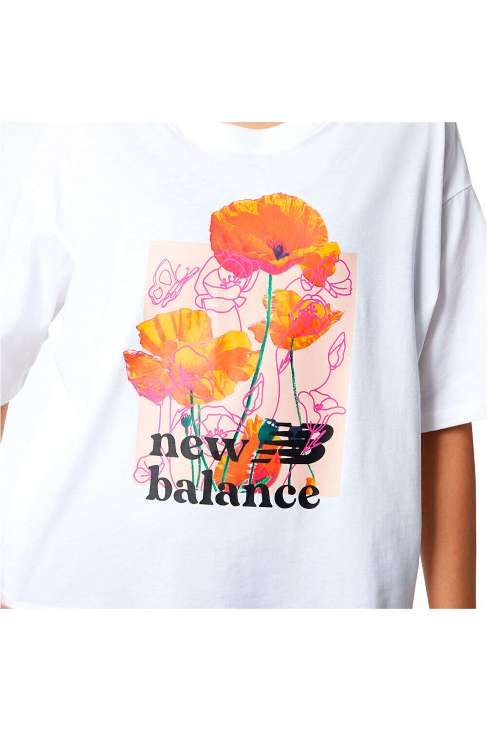 New Balance camiseta manga corta mujer New Balance WT21560 vista trasera New Balance camiseta manga corta mujer New Balance WT21560 vista trasera